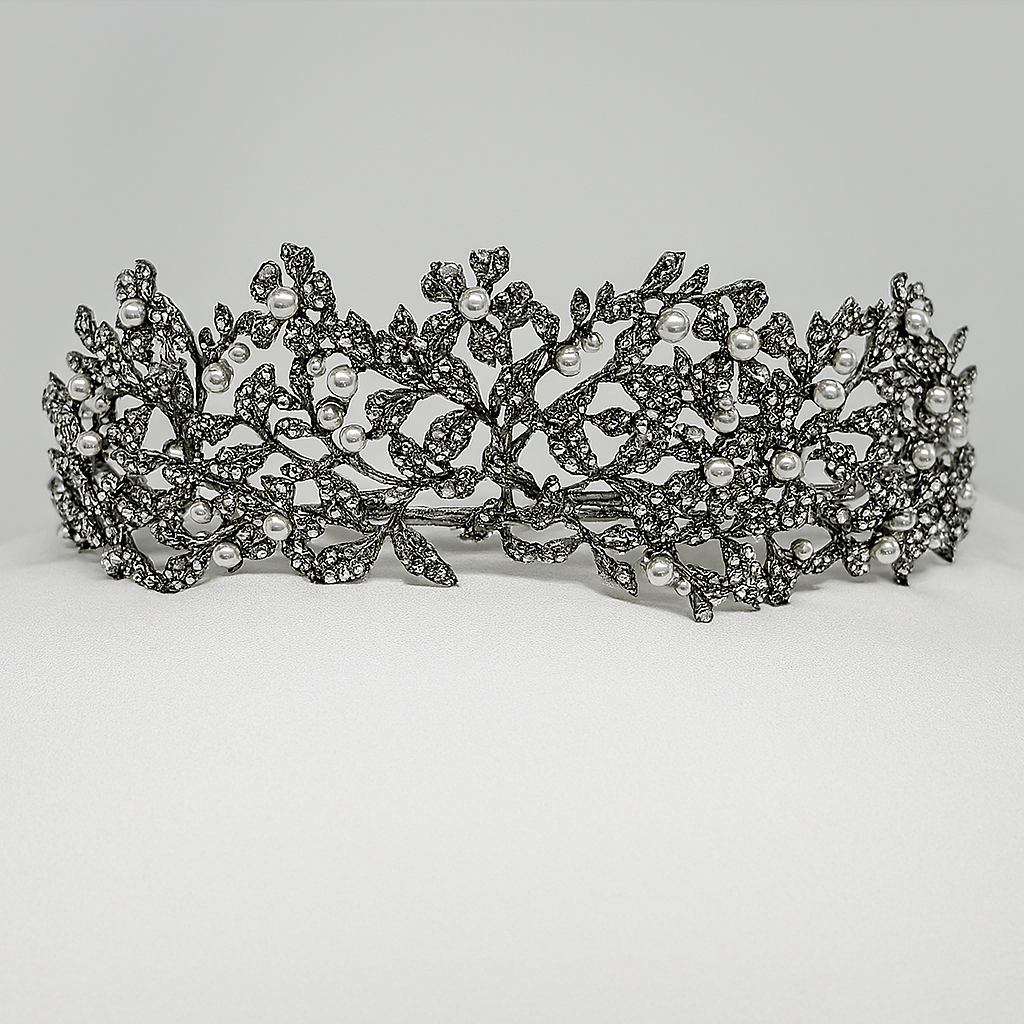 Tiara Basty 3   /  Plata de ley  /   Made with Swarovski Elements ®