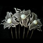 Peineta Amapola / Plata de ley / Novia e invitada / Made with Swarovski Elements®