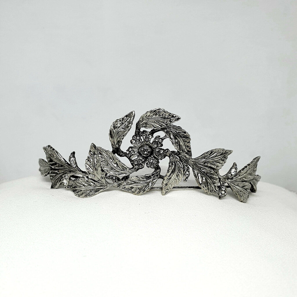 Tiara Atenea  /  Plata de ley  /  Made with Swarovski Elements ®
