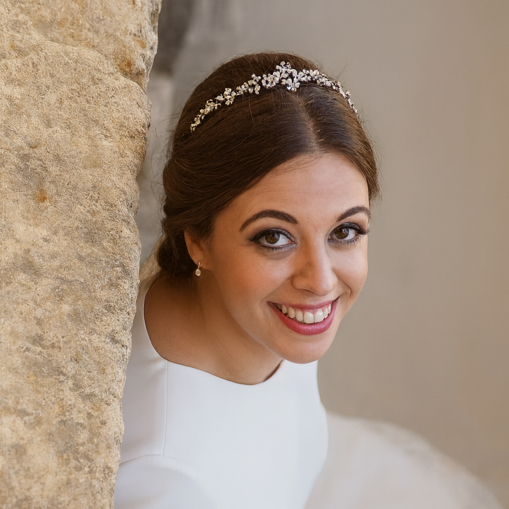 Tiara Basty Pq.  /   plata de ley  /  Made with Swarovski Elements ®